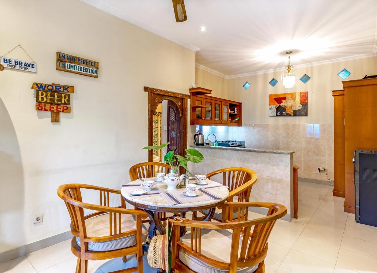 Villa Retro 88 Seminyak Eksteriør billede